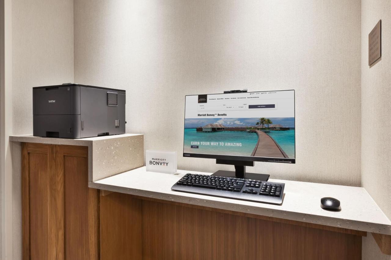 Fairfield By Marriott Inn & Suites Grand Rapids North 워커 외부 사진